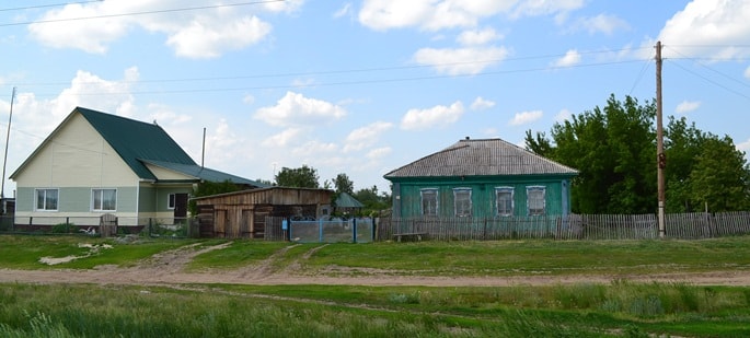 дом в деревне дом в деревне