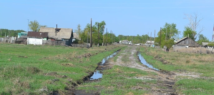 дом в деревне дом в деревне